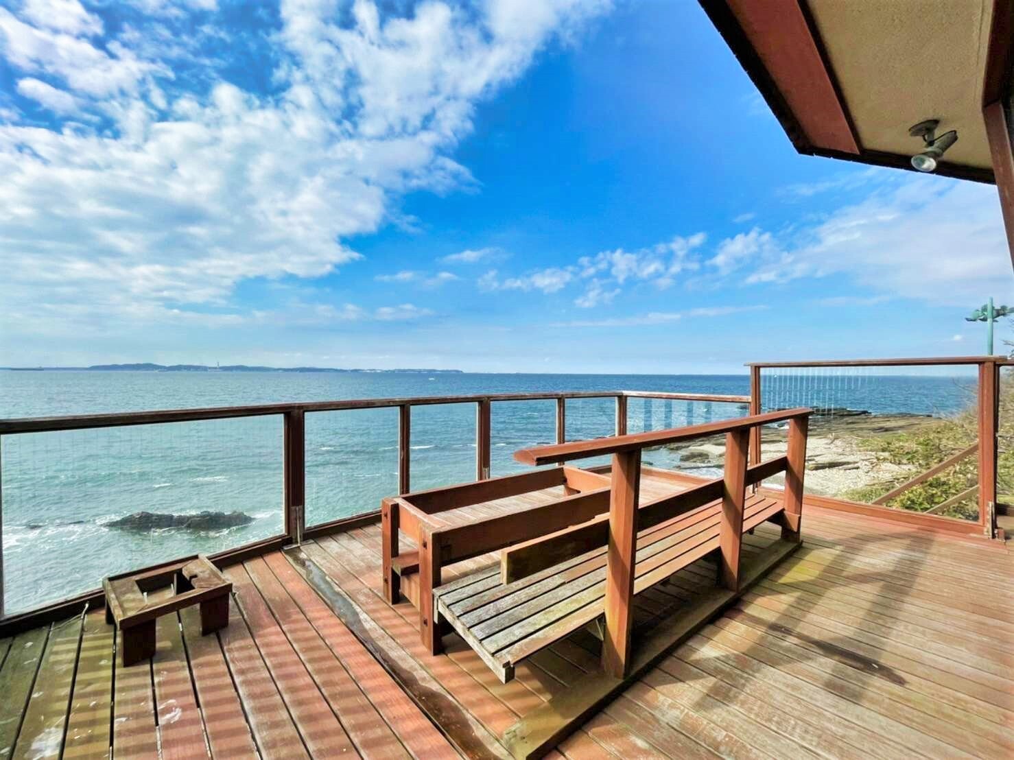 OCEAN VIEW｜崖から反り立つように建てられたオーシャンビューデザイナーズ住宅♪｜千葉県富津市