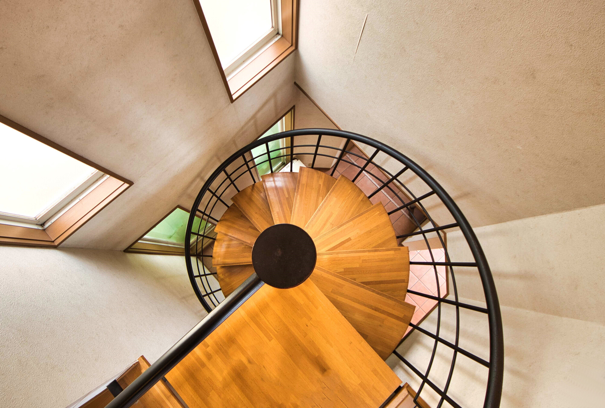 DESIGNERS｜螺旋階段のあるオシャレなデザイナーズ住宅｜千葉県千葉市緑区