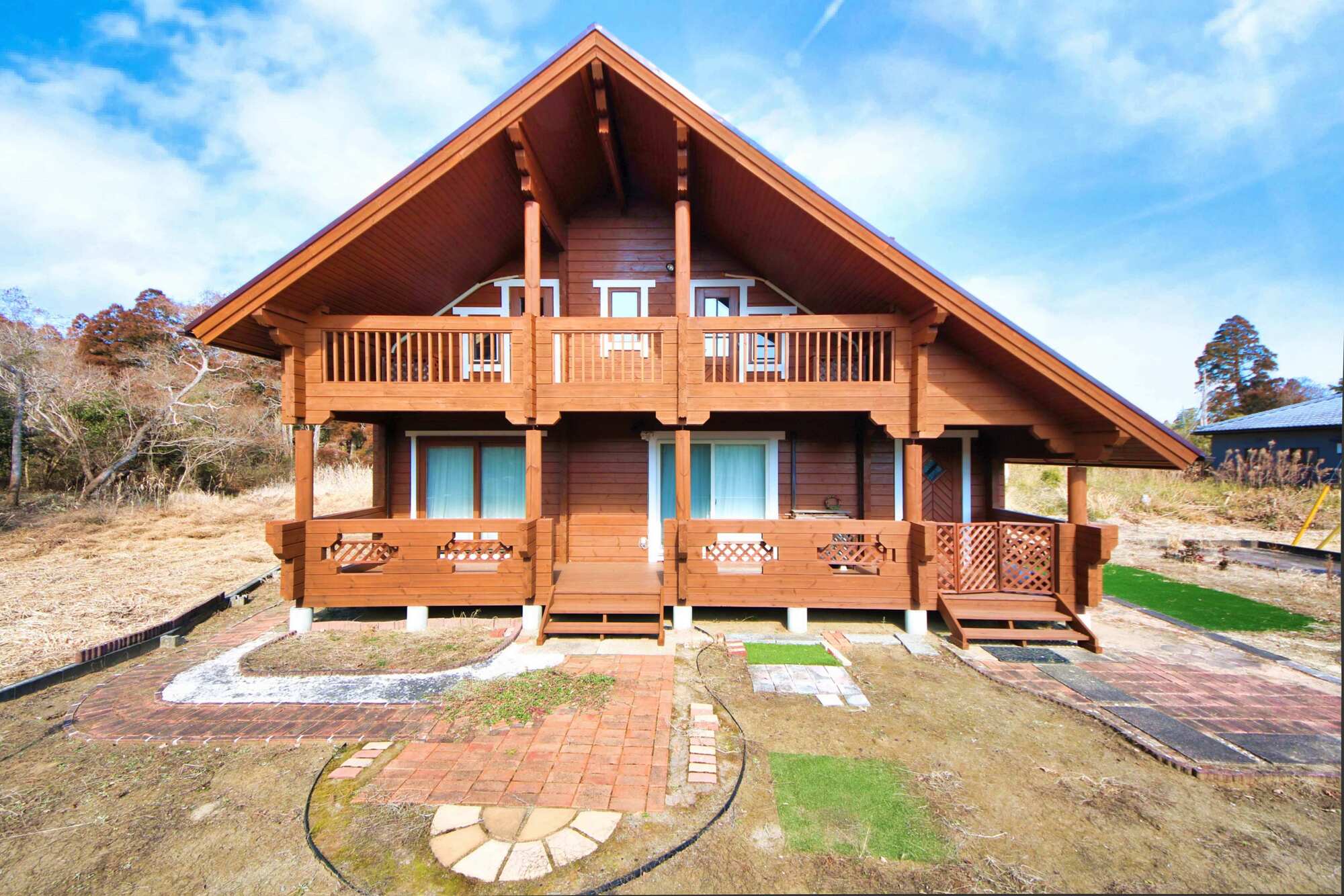 LOGHOUSE｜ログハウス分譲地に佇むオシャレなログハウス｜千葉県大網白里市