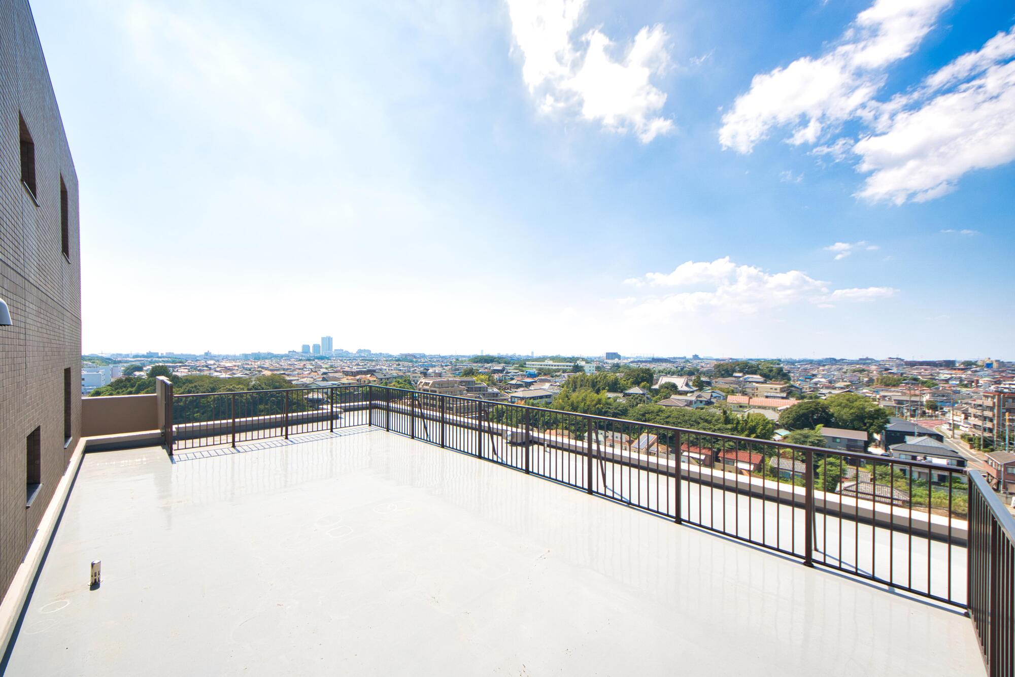 ROOFBALCONY｜船橋市三山の高台にあるマンション♪開放的ルーフバルコニーは圧巻の眺望です♪｜船橋市